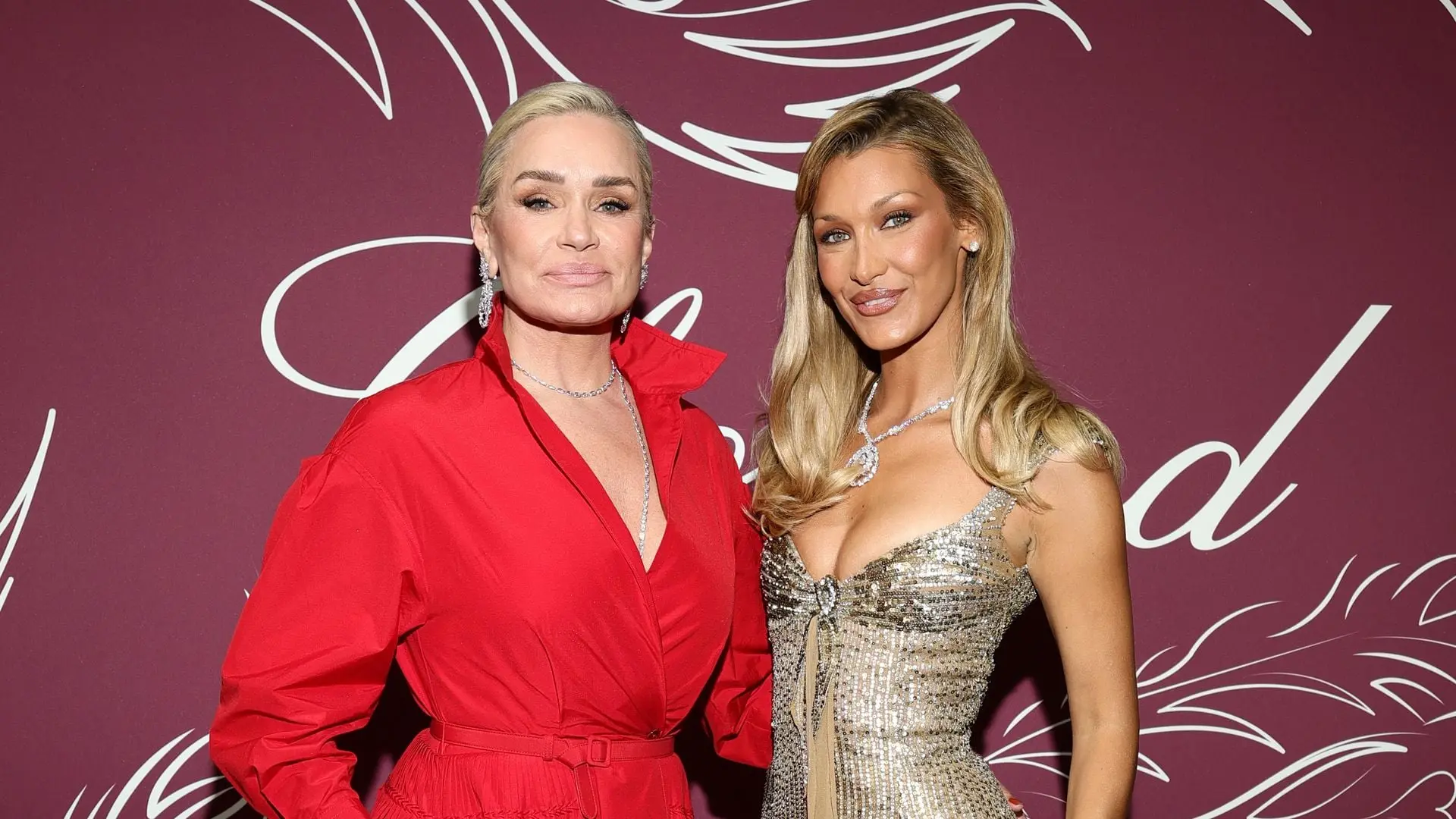 Yolanda & Bella Hadid feiern gemeinsames Red-Carpet-Comeback